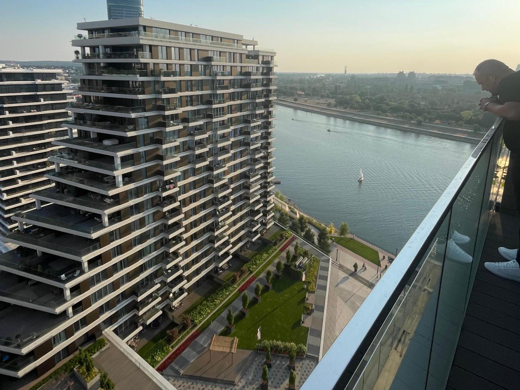 Queen Apartments Belgrade Waterfront Bagian luar foto